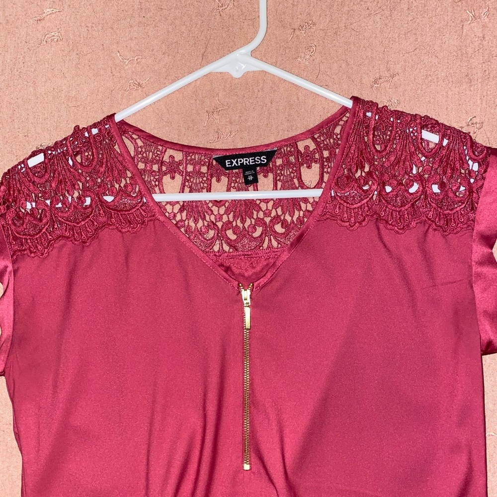 Express Top - Picture 2 of 2